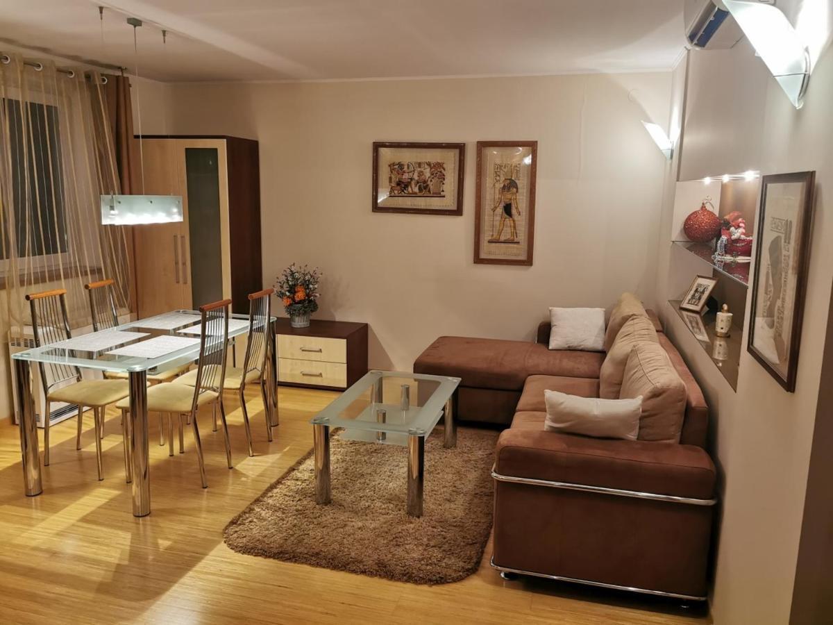 Uroczy Apartament Przy Deptaku Z Parkingiem. Поляница-Здруй Экстерьер фото