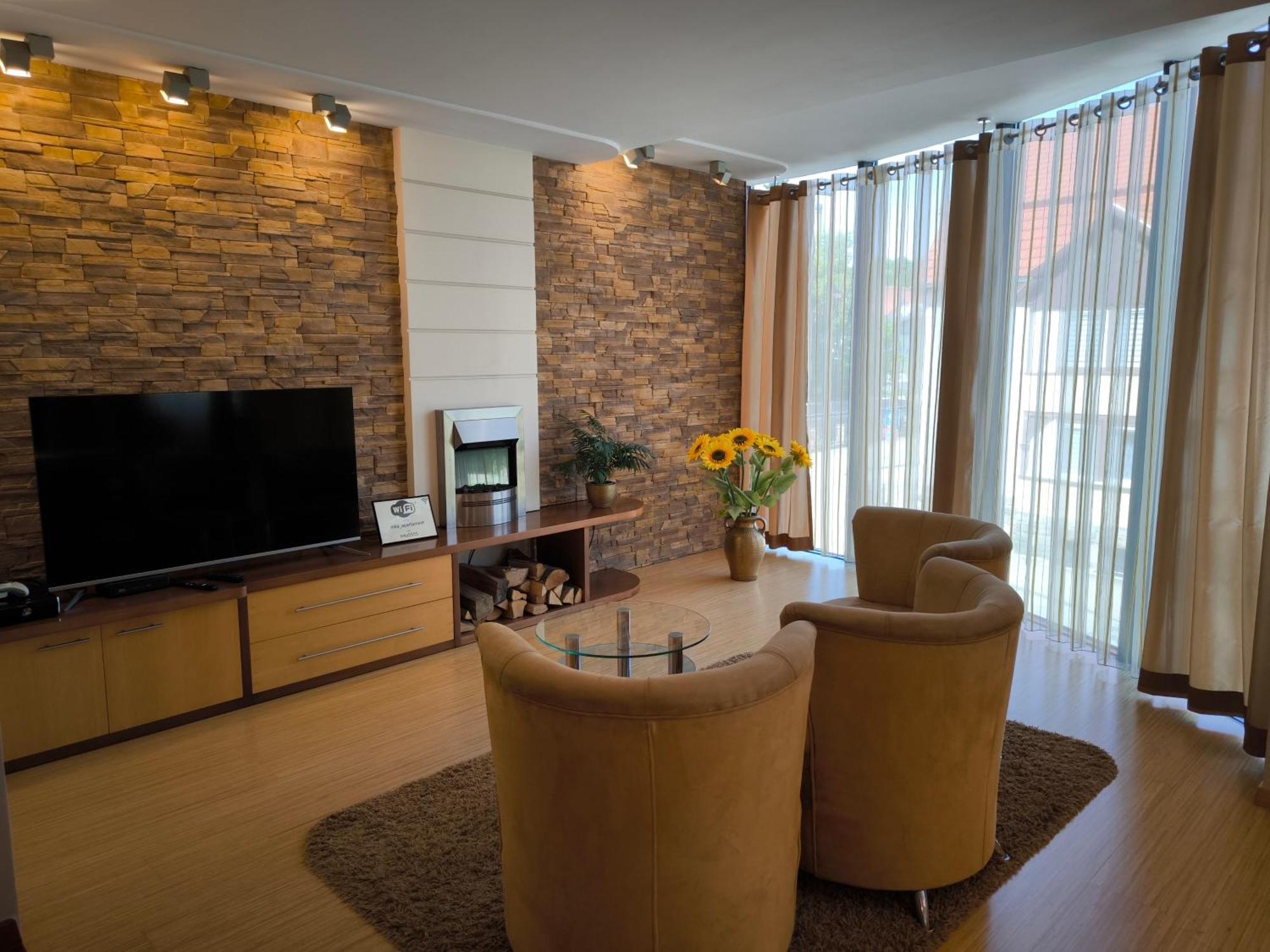 Uroczy Apartament Przy Deptaku Z Parkingiem. Поляница-Здруй Экстерьер фото